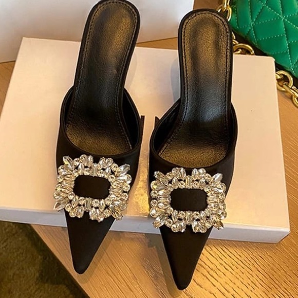 BRANDED MULES WITH HEEL IN STOCK - Picture 2 of 6